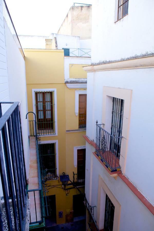Centro Magnifico Apartamento セビリア エクステリア 写真